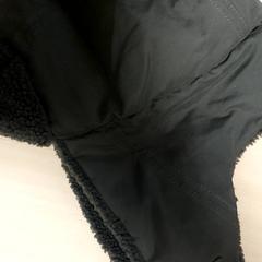 Kleding - Muts donkergrijs, jak nahlášeno Centraal magazijn pomocí iLost