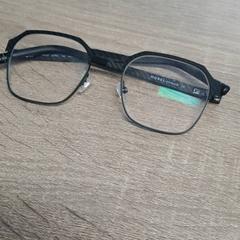 Occhiali da vista Zwart, come riportato da EBS Spijkenisse utilizzando iLost