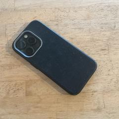 Iphone, rapporterat av W1 - Tomorrowland med iLost