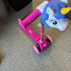 Transporte kinderstep, ha sido reportado por Regio Oost-Vlaanderen con iLost