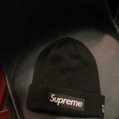 Kapelusz Schwarze Wolle, zgłoszono przez MEININGER Hotel Berlin Alexanderplatz przy użyciu iLost