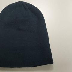 Kleding - Muts, amint azt Centraal magazijn az iLost segítségével jelentette.