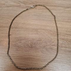 Náhrdelník, jak nahlášeno Breda University of Applied Sciences Mgr. Hopmansstraat pomocí iLost