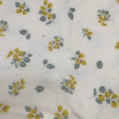 ひざ掛け, segons ha informat IKEA新三郷 mitjançant iLost