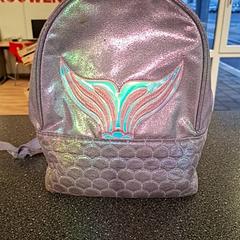 Mochila, ha sido reportado por Connexxion Amstelveen con iLost