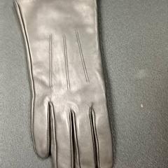 Rukavice Zwart, jak nahlášeno Qbuzz GD Groningen Peizerweg pomocí iLost