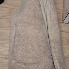 Bunda vestz, jak nahlášeno IKEA Montpellier pomocí iLost