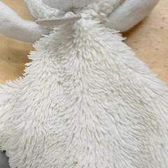 Kuschelige ohrfeige Blanc et gris, gemeldet von IKEA Strasbourg über iLost