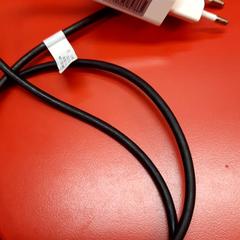 Nabíječka, jak nahlášeno UvA REC pomocí iLost