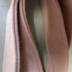 Vestiario Riem, come riportato da Regio Antwerpen - Brussel utilizzando iLost