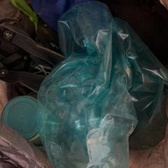 Kids slippers & Kids toys, gemeldet von Silver Sands Beach über iLost