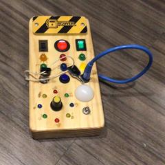 شخصيات الأكشن والدمى والحيوانات المحشوة والدمى، كما تم الإبلاغ عنه بواسطة Van der Valk Hotel Zwolle عبر iLost