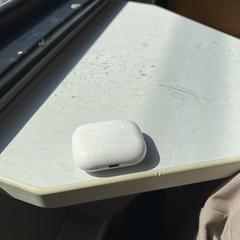 Airpods case in Barneveld, iLost에 보고됨
