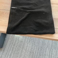 Snood Zwart, Wedze, come riportato da Pathé Delft utilizzando iLost