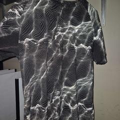 Tシャツ shirt がiLostで The Dominican によって報告されました