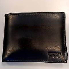 Carteira, como reportado por Syntus Provincie Utrecht utilizando o iLost