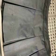 Gonna Schwarz, come riportato da MEININGER Hotel Berlin Alexanderplatz utilizzando iLost