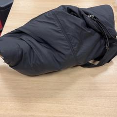 Poltsa Zwart met luiers en babywipes erin, gisa salatu by Pathé Amsterdam Noord iLost erabiliz