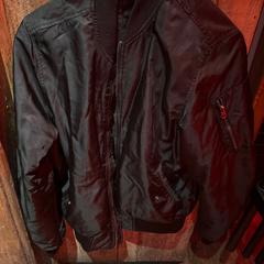 Jacket Black, gisa salatu by Club Nyx/Exit Café iLost erabiliz