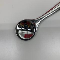 スプーン がiLostで IKEA新三郷 によって報告されました