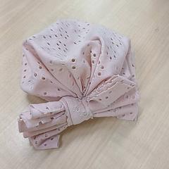 Chapéu, como reportado por IKEA Brest Guipavas utilizando o iLost