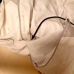 Haize-jaka White, gisa salatu by Mövenpick Hotel Amsterdam City Centre iLost erabiliz