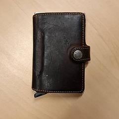 Držák karty, jak nahlášeno RET pomocí iLost