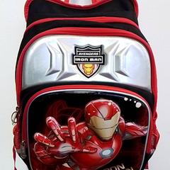 Hátizsák, amint azt Hermes Eindhoven az iLost segítségével jelentette.