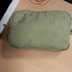 Smink táska Groen klein, amint azt Arriva Vechtdallijnen az iLost segítségével jelentette.