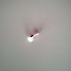 Ørepropp ecouteur, som rapportert av Twisto ved bruk av iLost