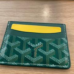 Titulaire de la carte Alibrahim Alhindawi, a été signalé par Gemeente Alkmaar utilisant iLost