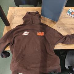 Hoodie Cleveland Browns, som rapportert til iLost