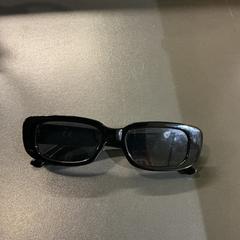 Sunglasses sunglasses, as reported by MEININGER Hotel Bordeaux Gare Saint-Jean using iLost