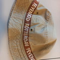 Hoedje, ha sido reportado por Arriva Limburg Noord con iLost