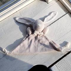 Plyšová facka Konijn, jak nahlášeno DierenPark Amersfoort pomocí iLost