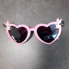 Okulary, zgłoszono przez Qbuzz servicepunt  Emmen przy użyciu iLost