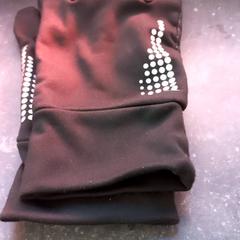 Guanti, come riportato da Arriva Limburg Zuid utilizzando iLost