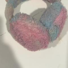 Hörselkåpor, rapporterat av Pouw Vervoer med iLost