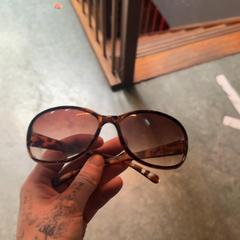Sunglasses, as reported by KABUL à GoGo / Teatro using iLost