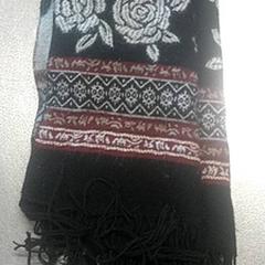 الوشاح echarpe، كما تم الإبلاغ عنه بواسطة IKEA Arlon عبر iLost