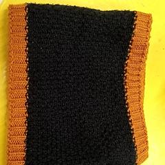 Kabelka na krk Bleu marine et camel, jak nahlášeno IKEA Lille pomocí iLost