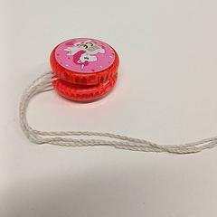 Yoyo Rose licorne, jak nahlášeno IKEA Saint-Etienne pomocí iLost
