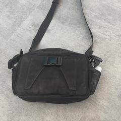 Mala de tiracolo, como reportado por Arriva Achterhoek-Rivierenland utilizando o iLost