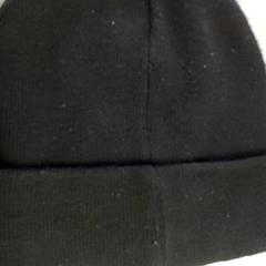 Kleidung Muts, gemeldet von Regio Antwerpen - Brussel über iLost