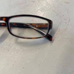 Brille, gemeldet von HTM über iLost