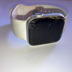 Apple Watch Series 4, som rapportert til iLost