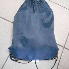 体操着袋 がiLostで Regio Limburg - Leuven によって報告されました