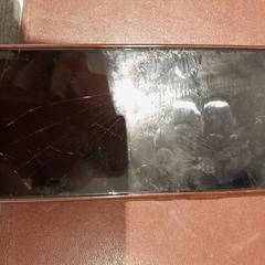 Téléphone portable bleu Oppo، كما تم الإبلاغ عنه بواسطة TCL عبر iLost