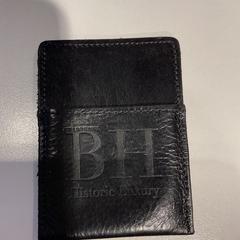 Wallets vachon, canada, as reported by Gemeente Amsterdam using iLost