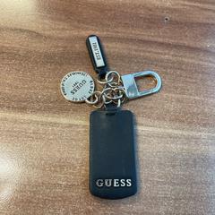 Sleutelhanger، كما تم الإبلاغ عنه بواسطة Pathé Amersfoort عبر iLost